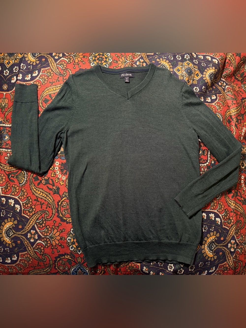 Jos. A. Bank Men's Forest Green V-Neck Sweater size M tailored fit 100% Merino
